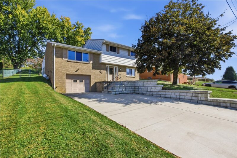 65 Lee Ave — photo 7