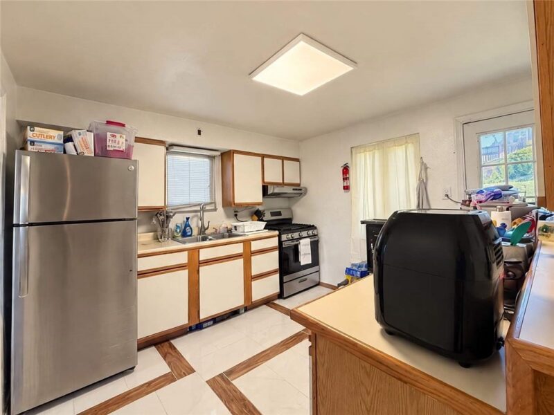 1901 Westmont Ave — photo 7
