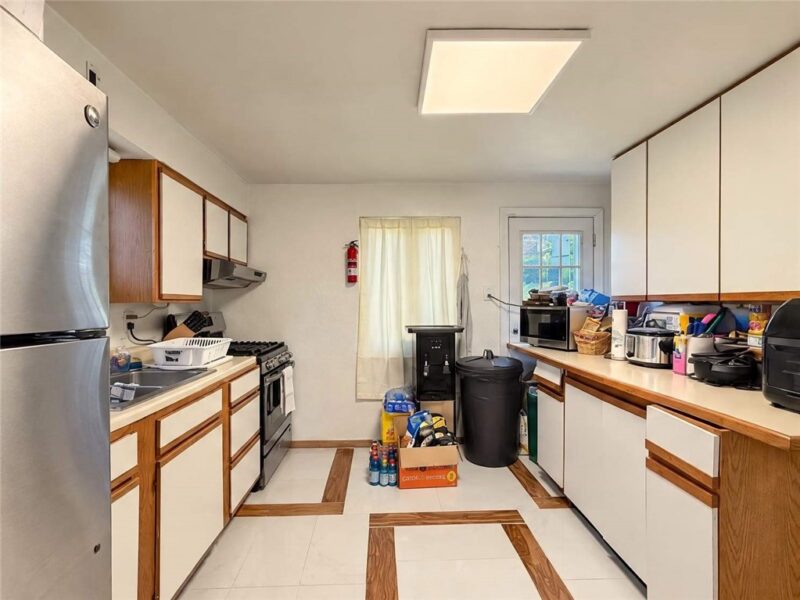 1901 Westmont Ave — photo 6