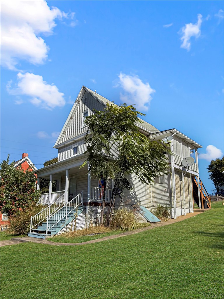 1583 E Maiden St — photo 3