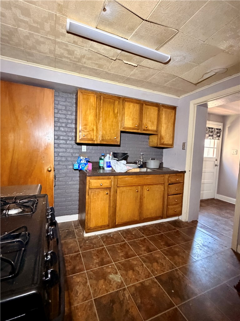 271 Kohen St — photo 7