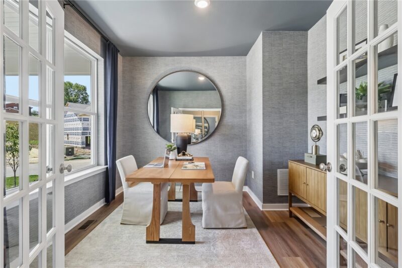 1090 Peachtree Rd — photo 4