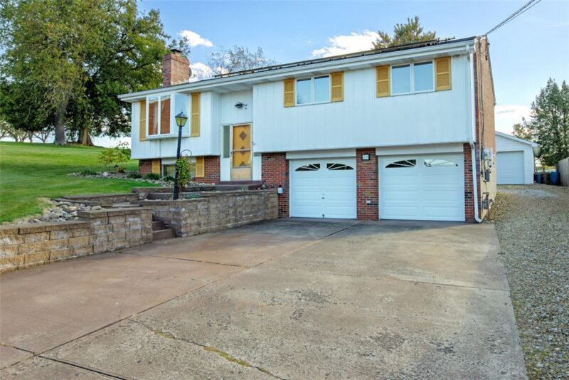 68 Suncrest Dr — photo 2