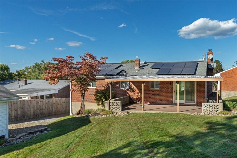 68 Suncrest Dr — photo 3