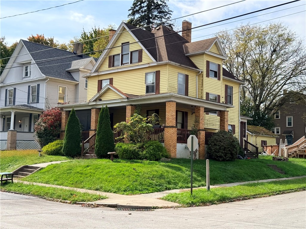 1315 Albert St — photo 1