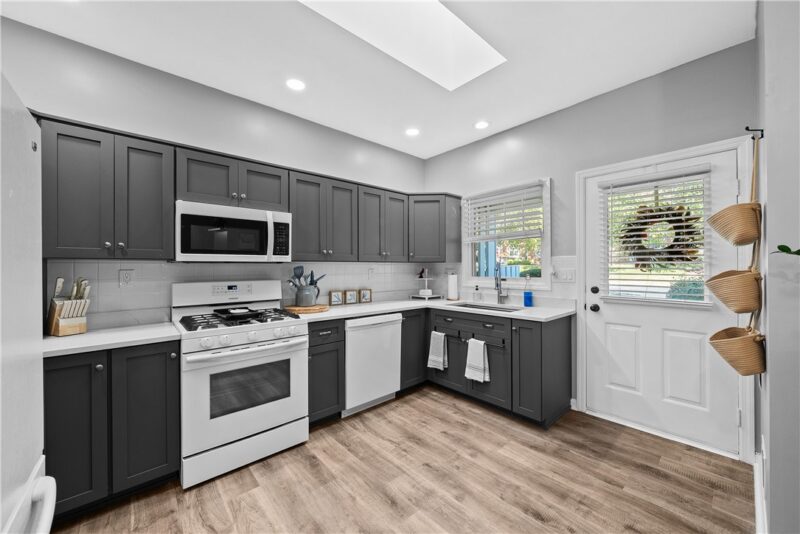 104 Boxwood Ct — photo 4