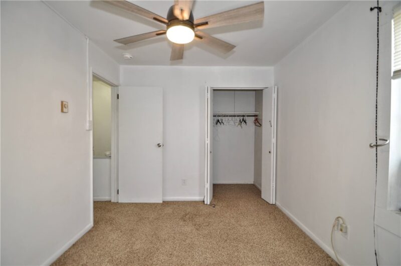 207 Scott St — photo 8