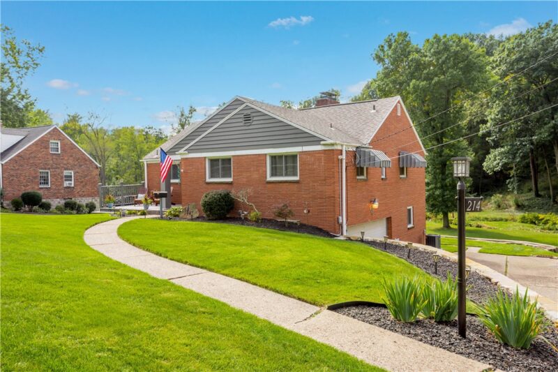 214 Drake Rd — photo 4