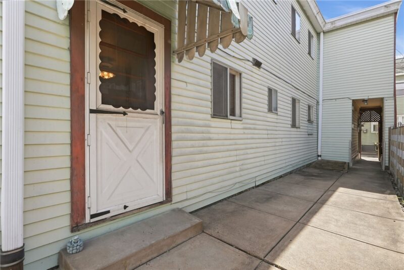 1917 Larkins Way — photo 6