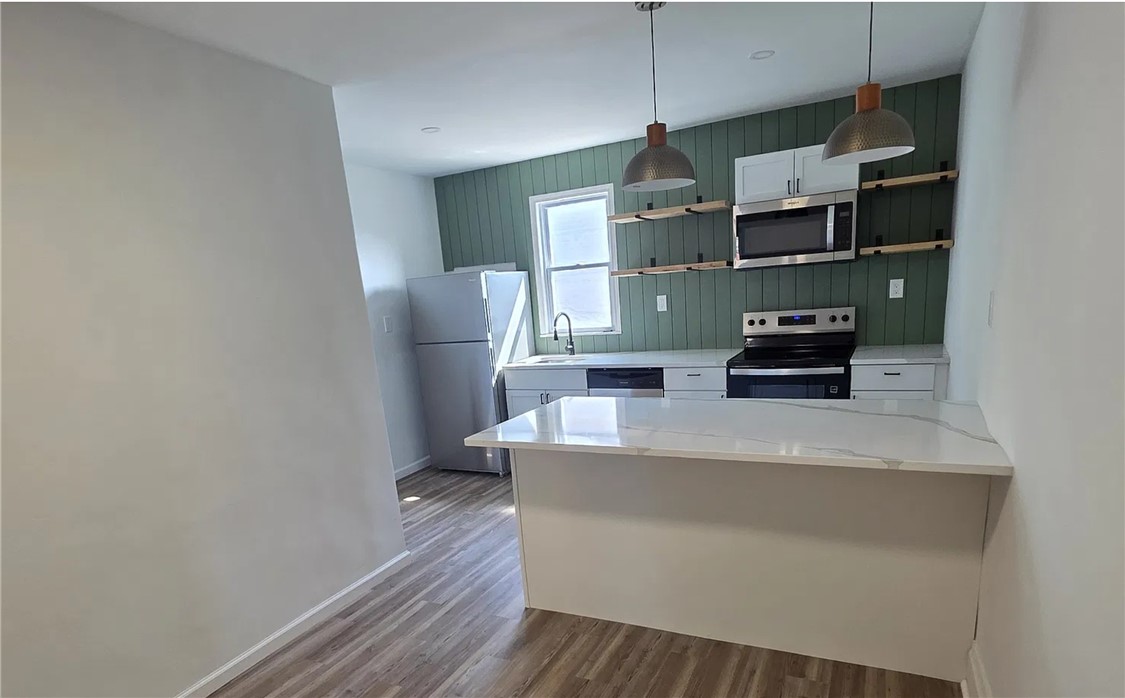 93 Beltzhoover Ave — photo 1