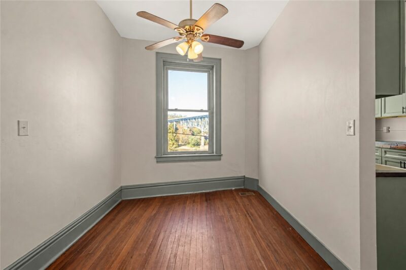 121-125 Market St — photo 7