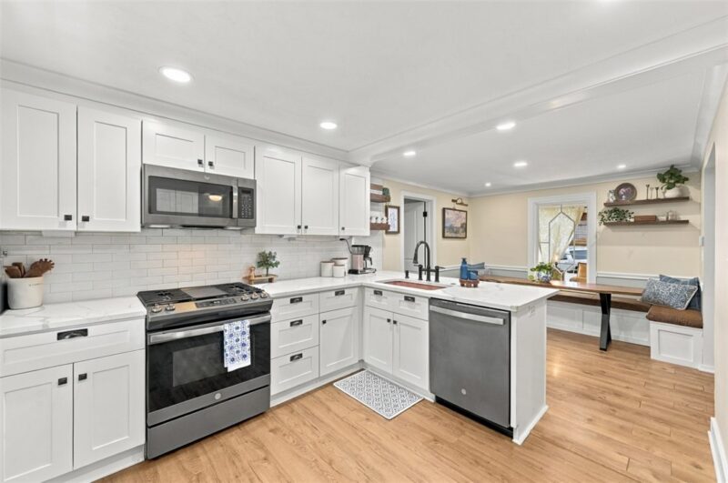 640 Riverview Dr — photo 5
