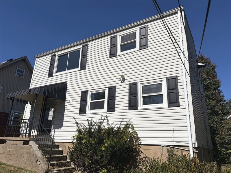 912 Hillsboro St — photo 3