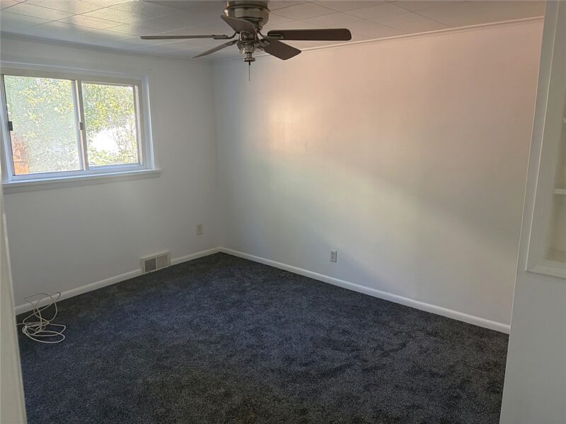 912 Hillsboro St — photo 8
