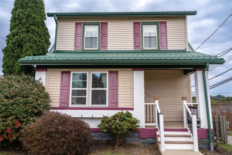 200 Grove Ave — photo 2
