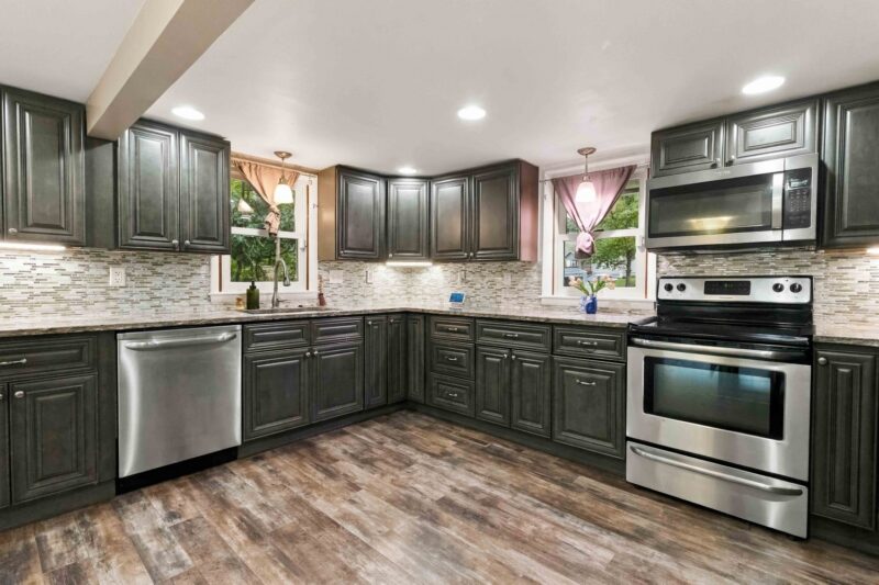 157 Wallace DRIVE — photo 2