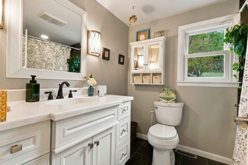 157 Wallace DRIVE — photo 8