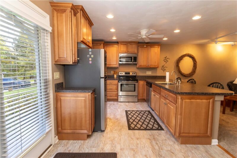 1607 Snowfield Court — photo 3
