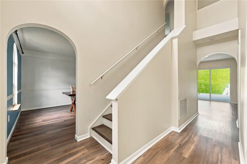 11893 Dartmoor Dr — photo 5