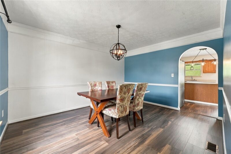 11893 Dartmoor Dr — photo 6