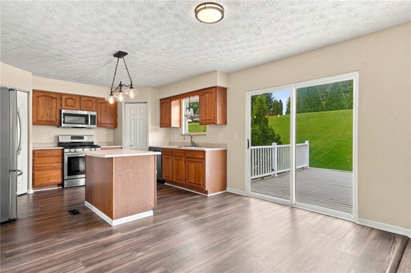11893 Dartmoor Dr — photo 8