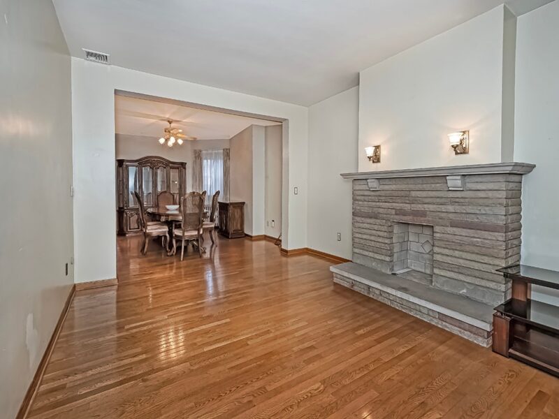 3435 Parkview AVENUE — photo 5