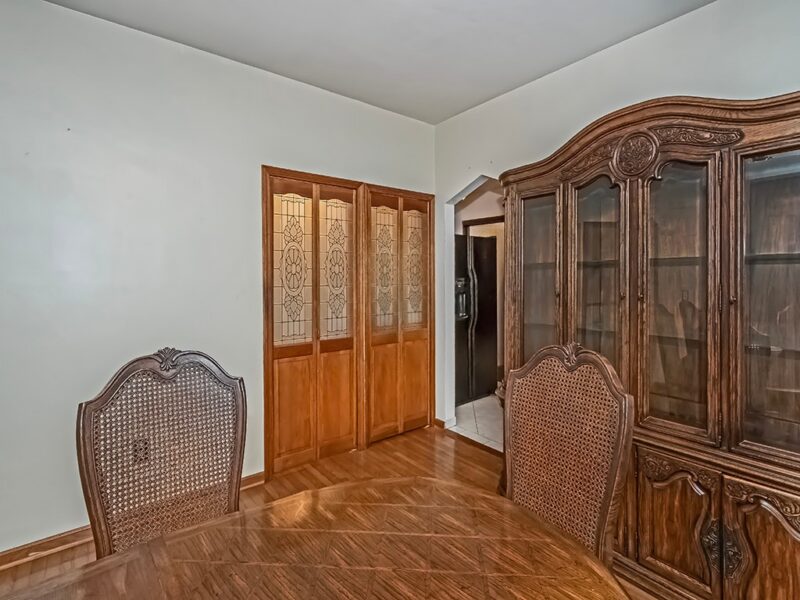 3435 Parkview AVENUE — photo 8