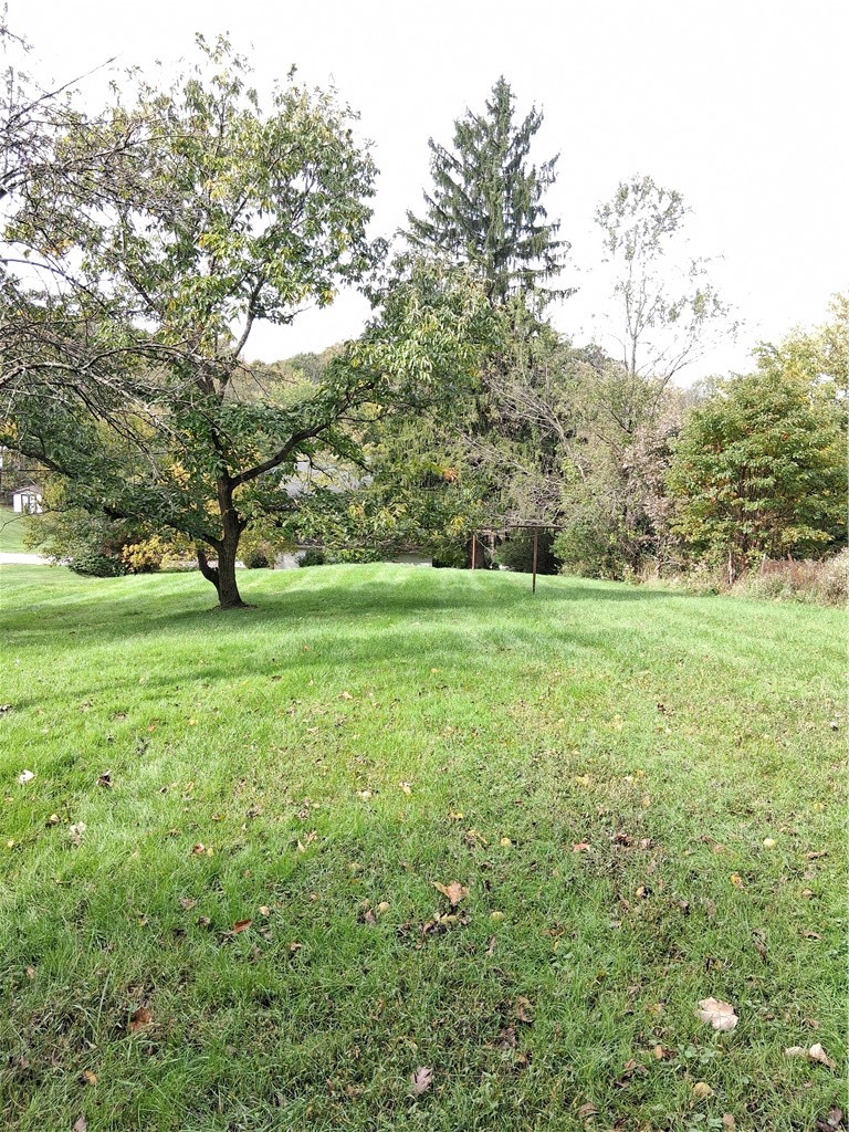 22 Verner Ave — photo 4