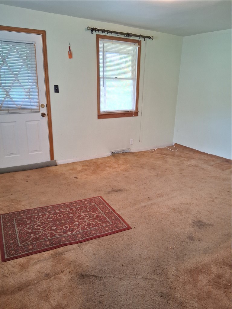 22 Verner Ave — photo 5