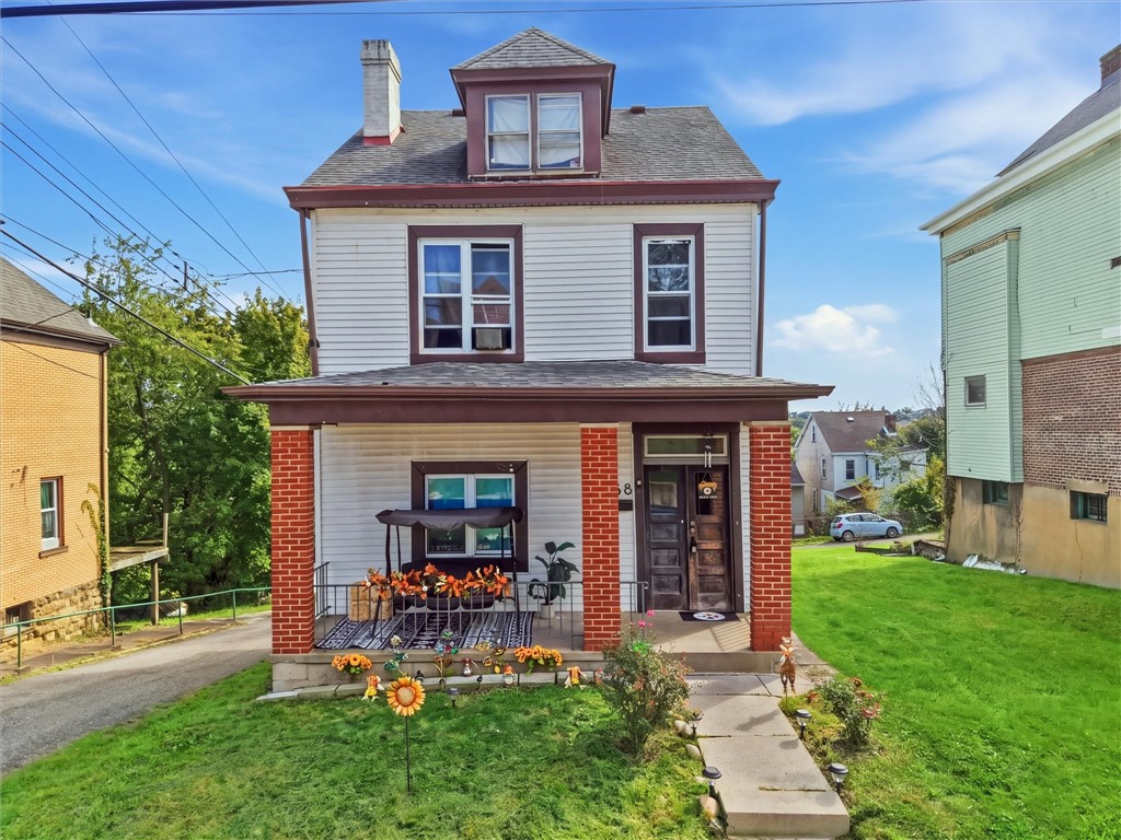 438 Fisher St — photo 1