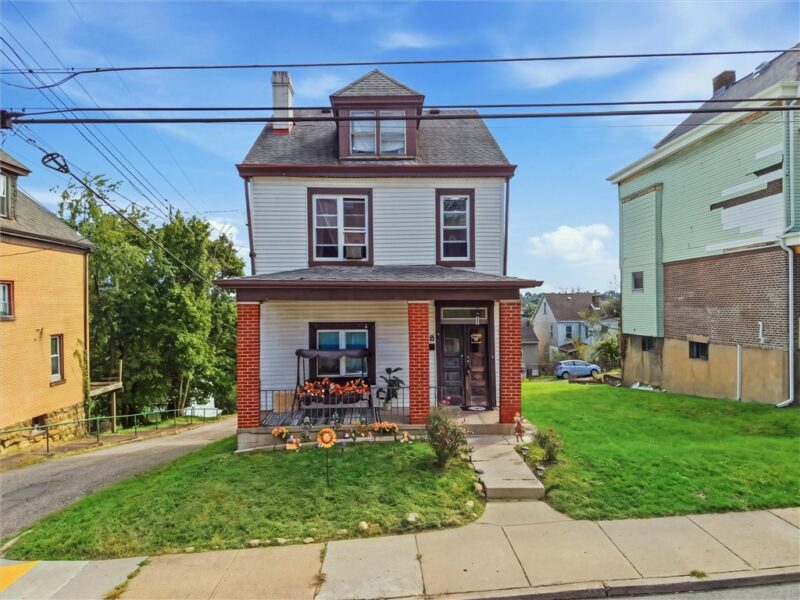 438 Fisher St — photo 2