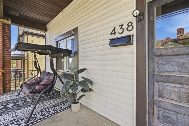 438 Fisher St — photo 5