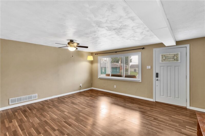 1014 Sadowski Ave — photo 5