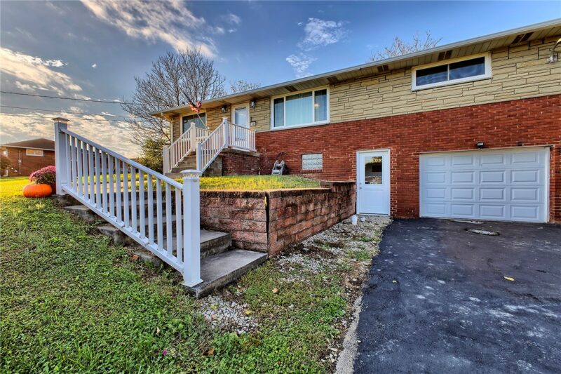 1145 University Drive — photo 2