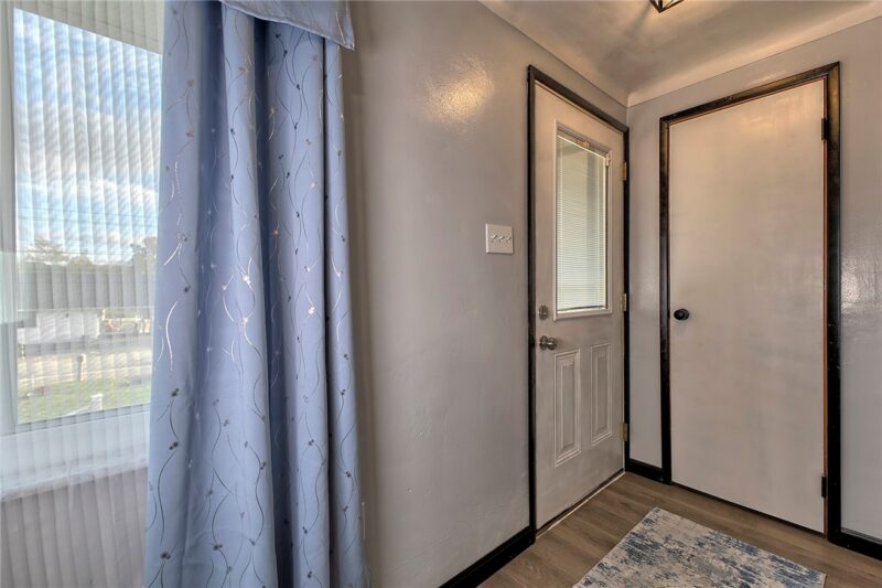 1145 University Drive — photo 4
