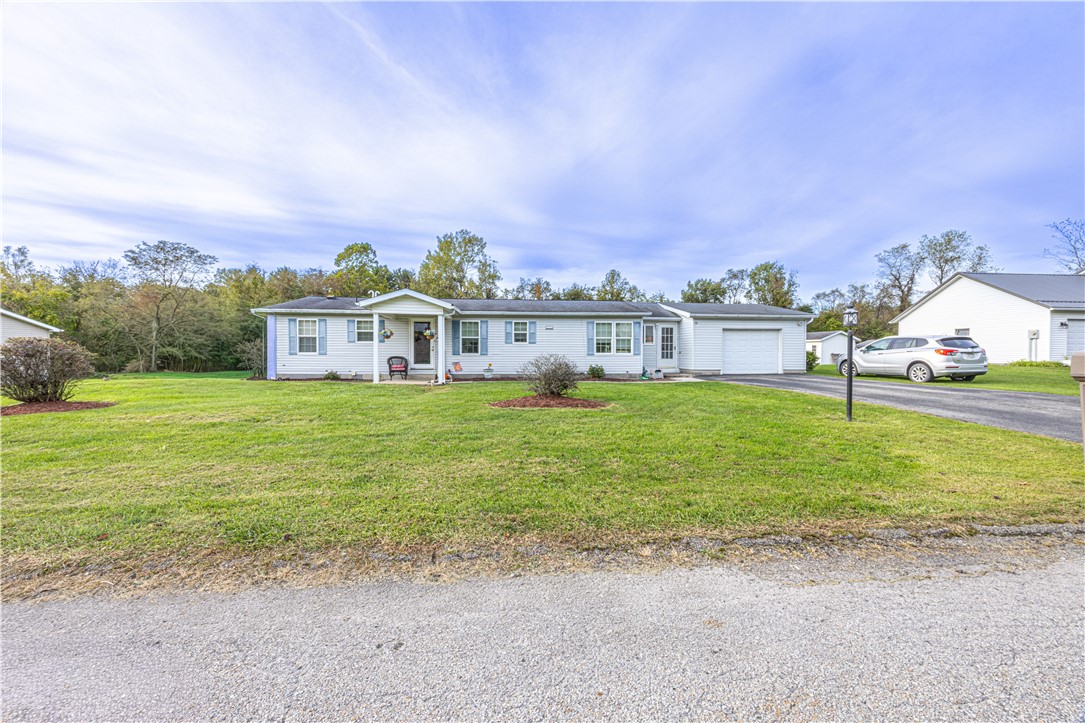 208 Florence Dr — photo 1
