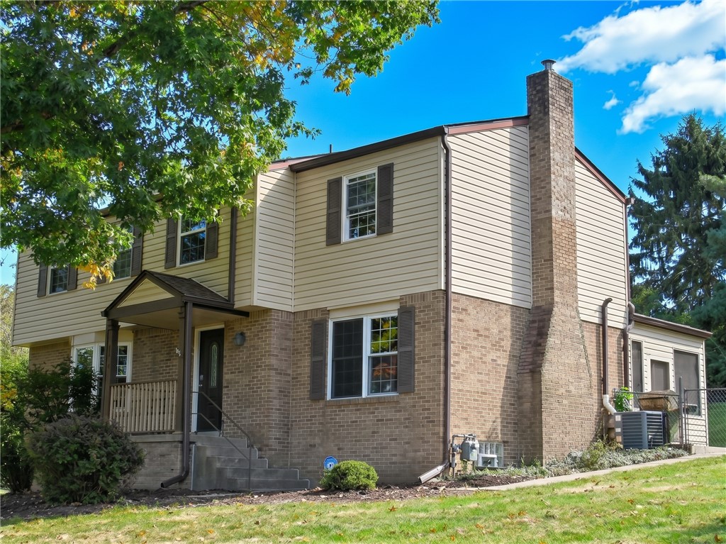 3939 HICKORY HILL RD — photo 1