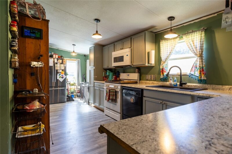 125 Aspen Lane — photo 3