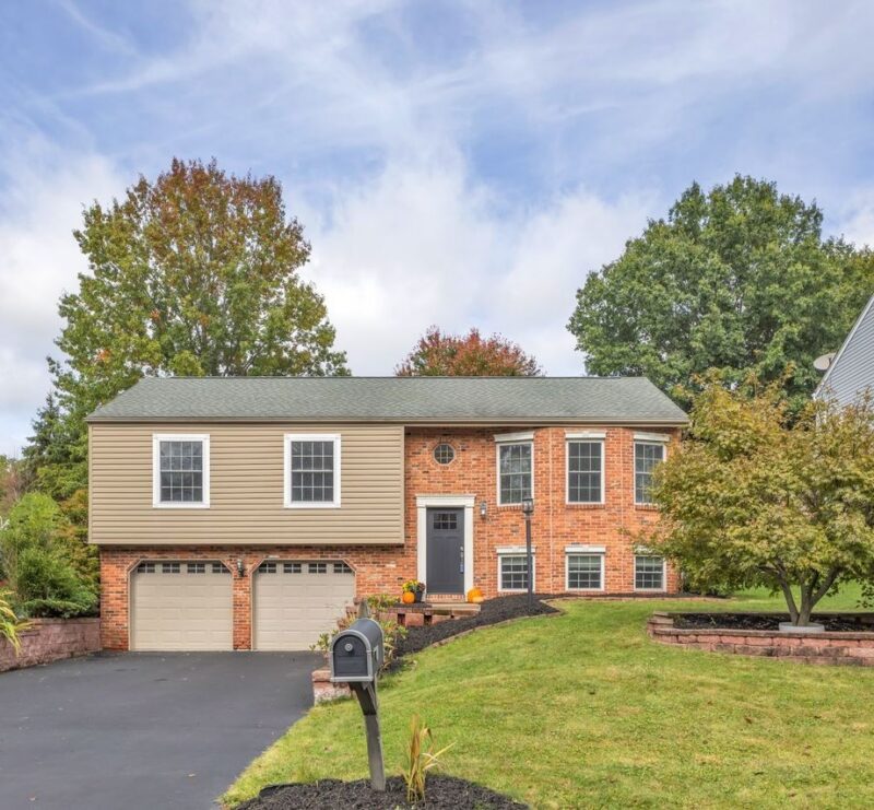 111 Eden Way Ct