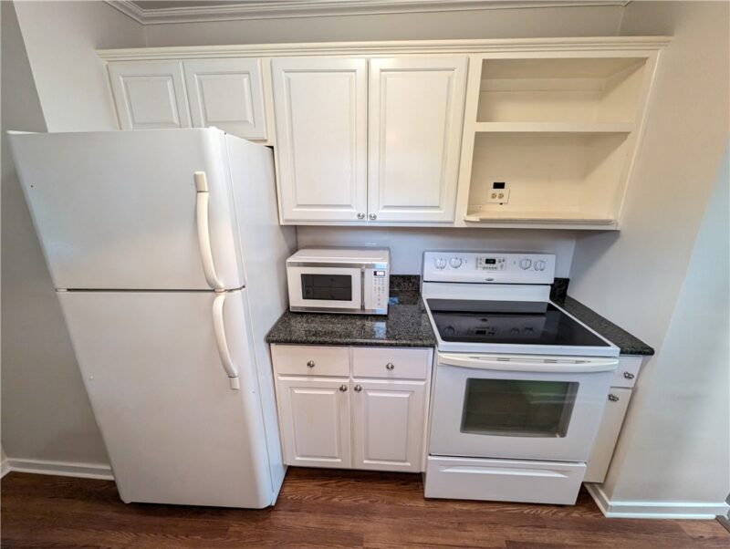 4118 Cloverlea St. — photo 8