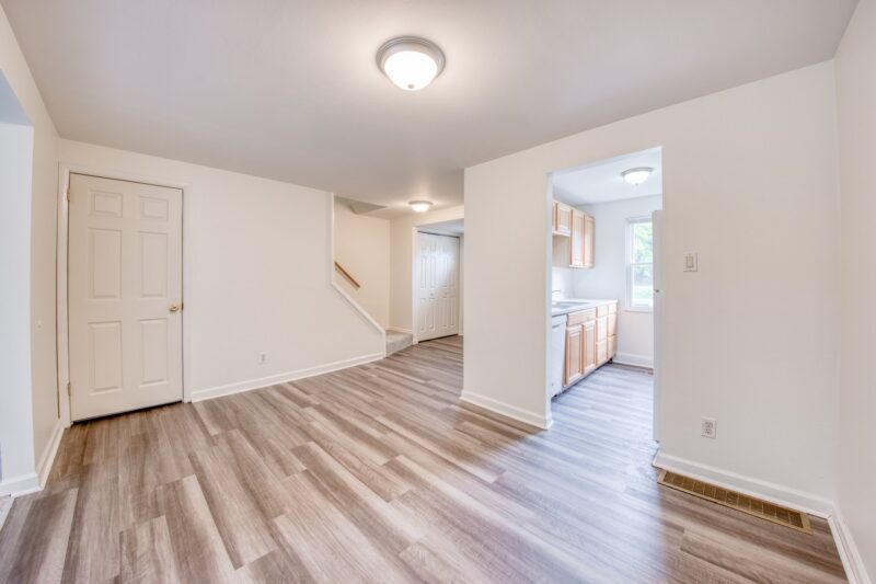 302 Parkwood Drive — photo 7
