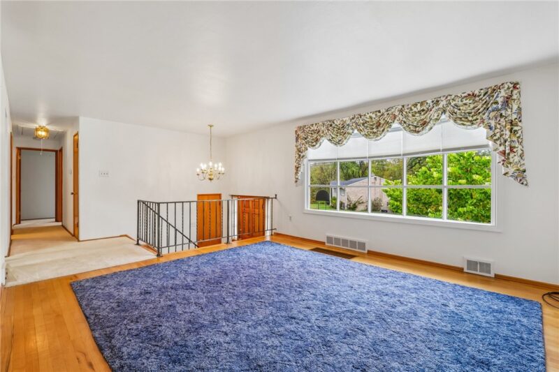 407 Laurie Dr — photo 5