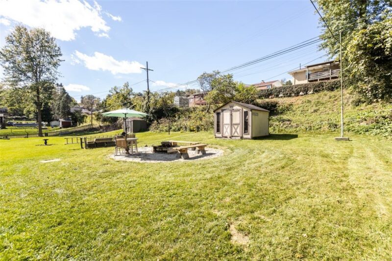 1017 Girard Rd — photo 8
