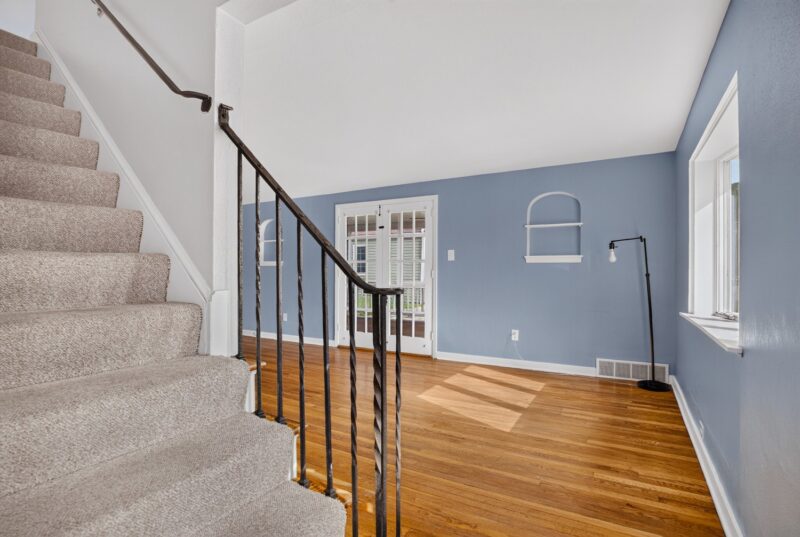 433 Old Farm Road — photo 4