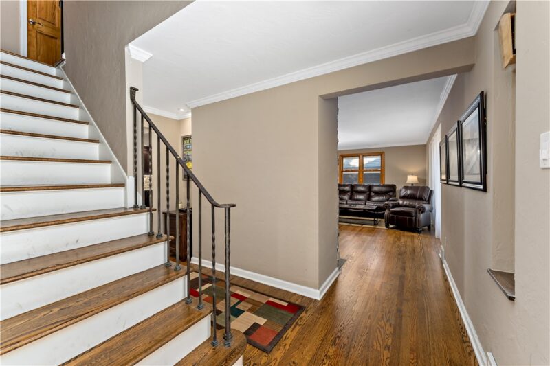 430 Summit Drive — photo 4