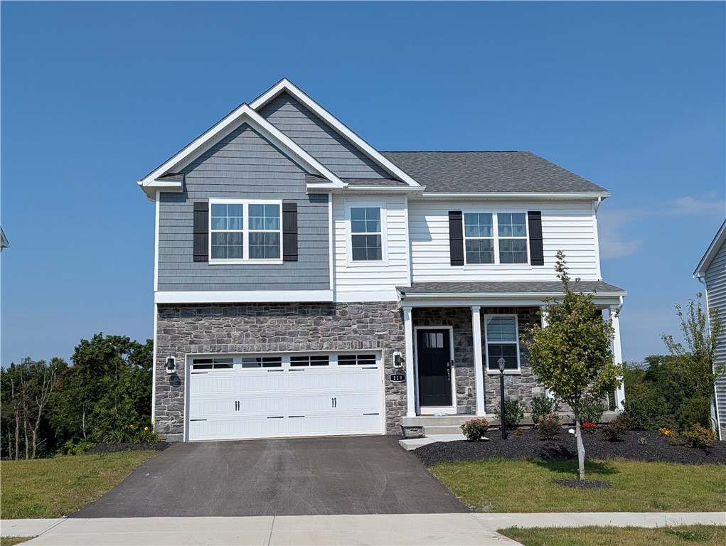 123 Victoria Drive — photo 1