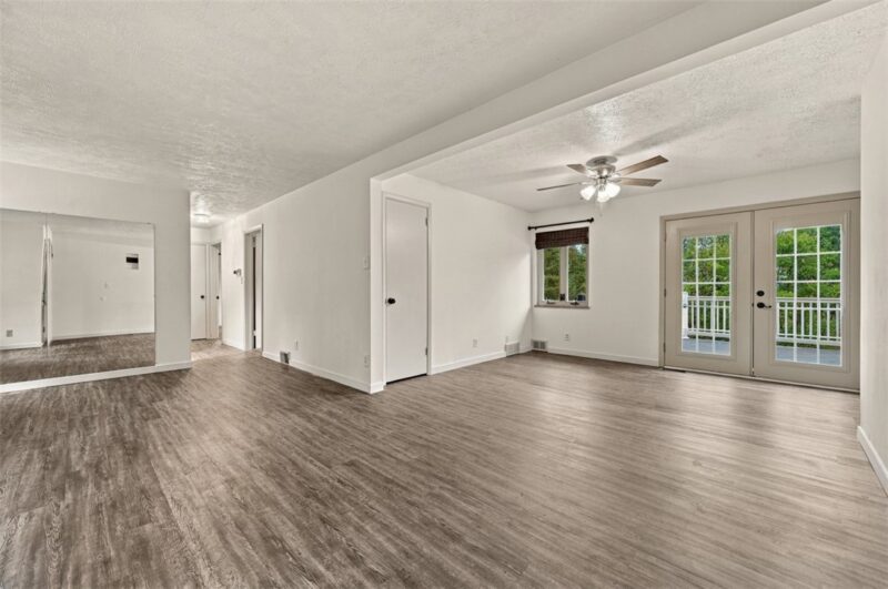 205 Woodside Dr — photo 6