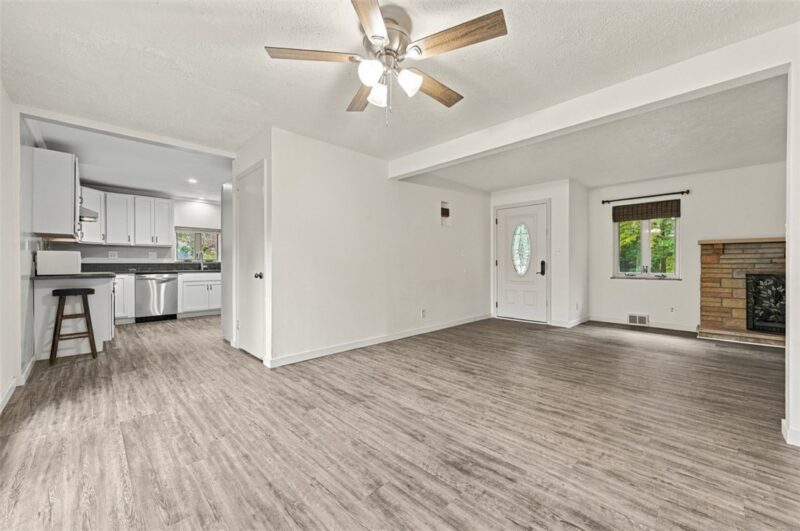 205 Woodside Dr — photo 8