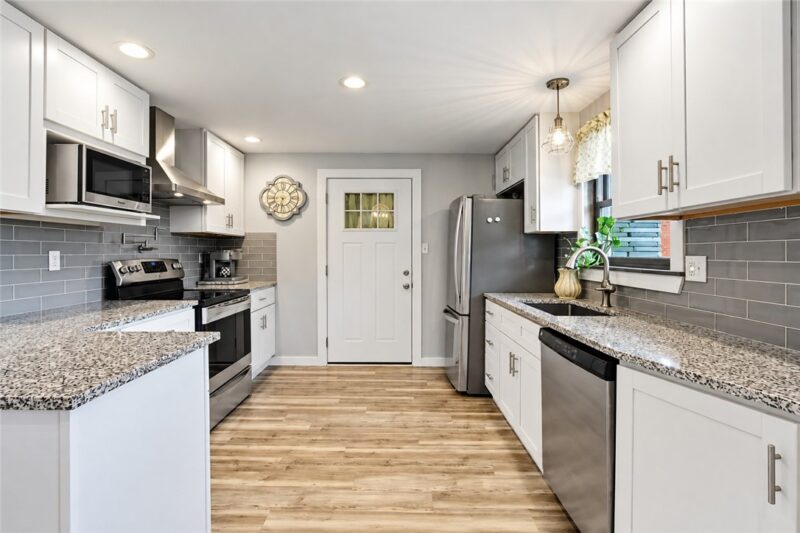 845 Pleasant Hill Dr — photo 2