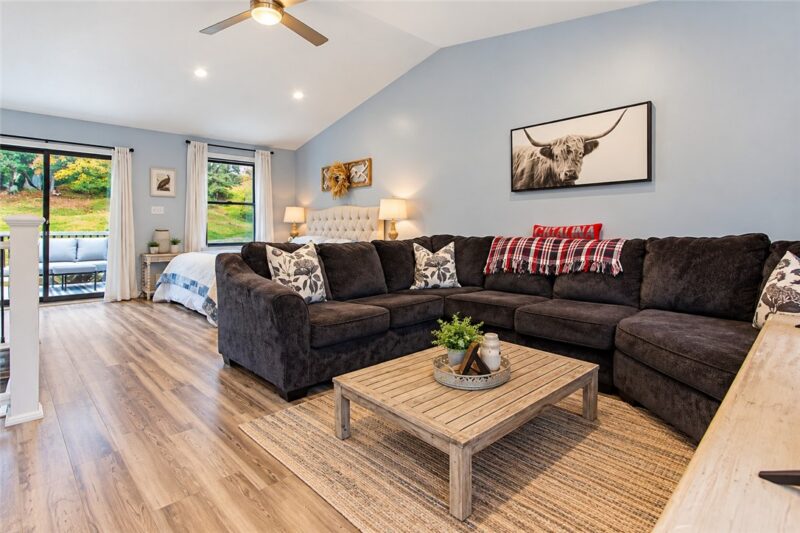 845 Pleasant Hill Dr — photo 3